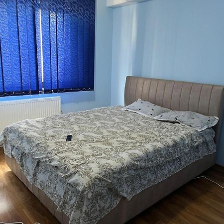 Ferienwohnung Mehtup Srl Piteşti Exterior foto